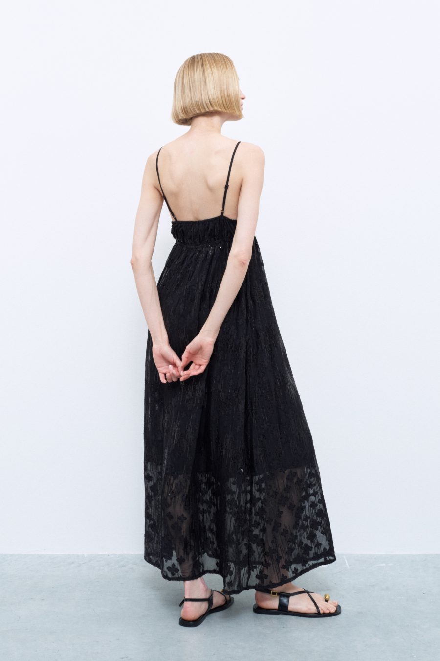 dress-with-sequins-and-embroidery (5)